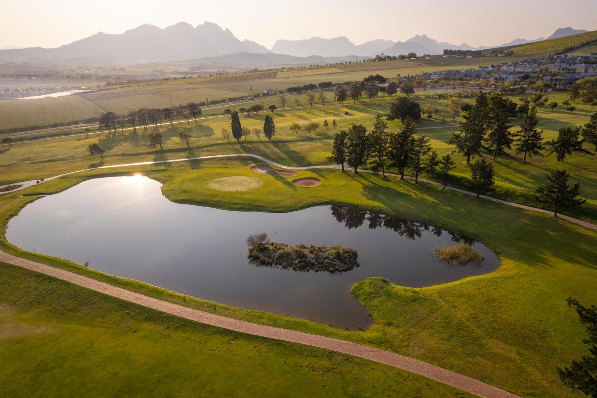 Devonvale Golf & Wine Estate Stellenbosch Exterior foto