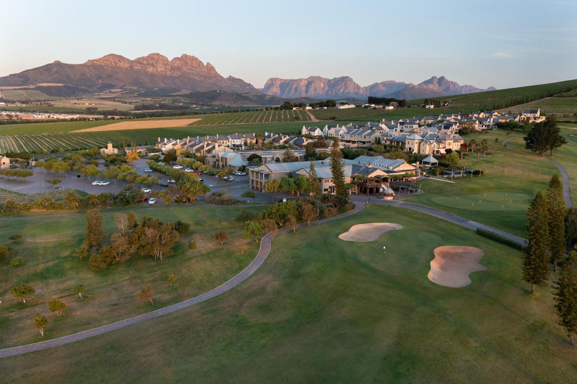 Devonvale Golf & Wine Estate Stellenbosch Exterior foto